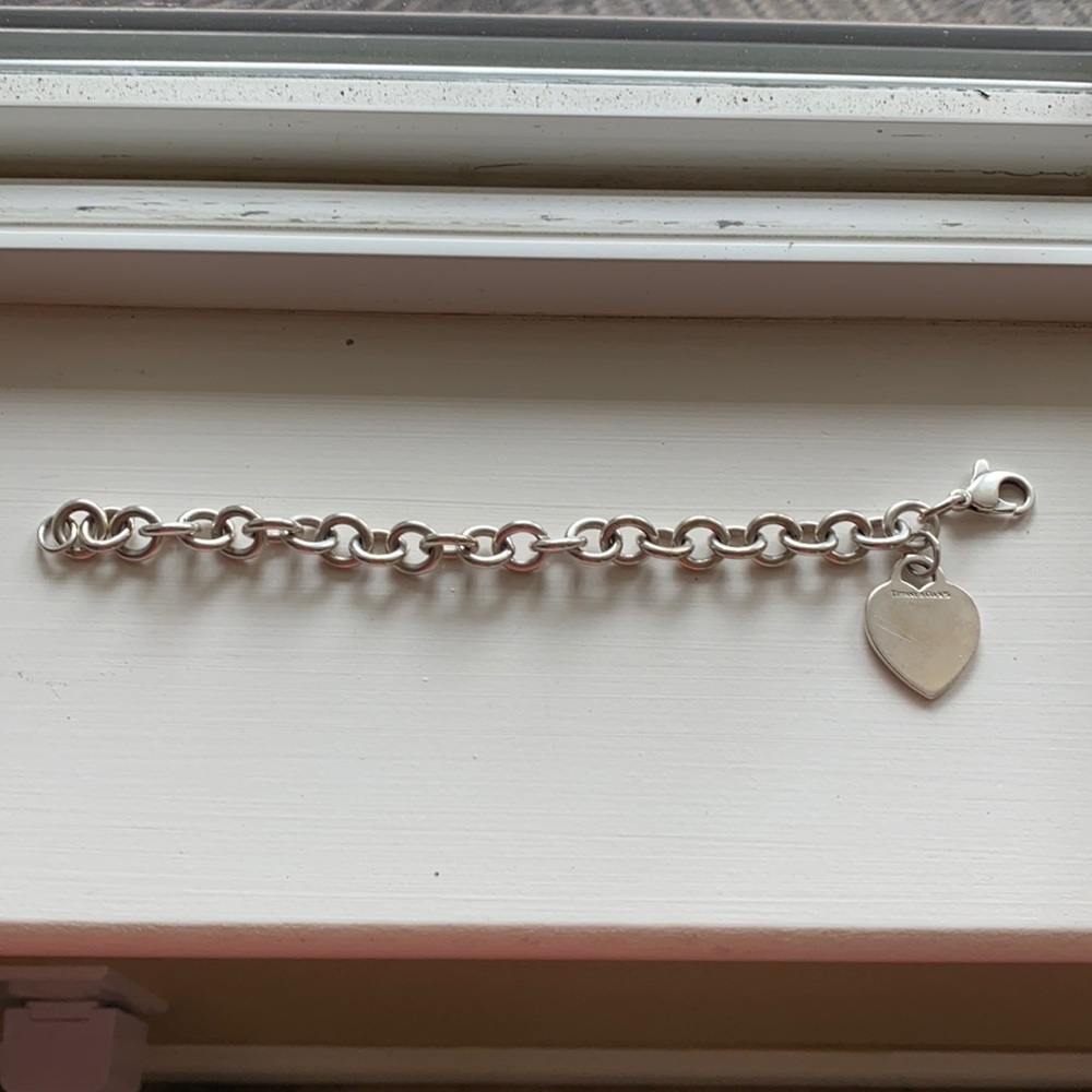 AUTHENTIC Tiffany & Co Iconic Heart Tag Bracelet